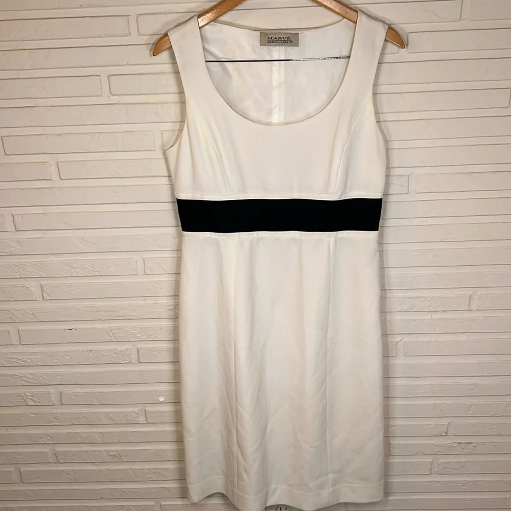 Harve Benard White with Black Belt Split Hem Formal Dress, Women’s Size 8